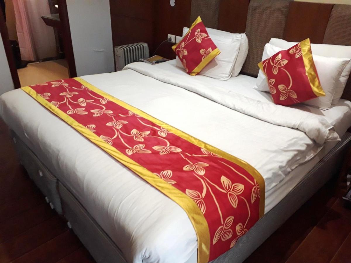 Airport Hotel Golden Bliss Near Delhi Airport New Delhi Exterior foto