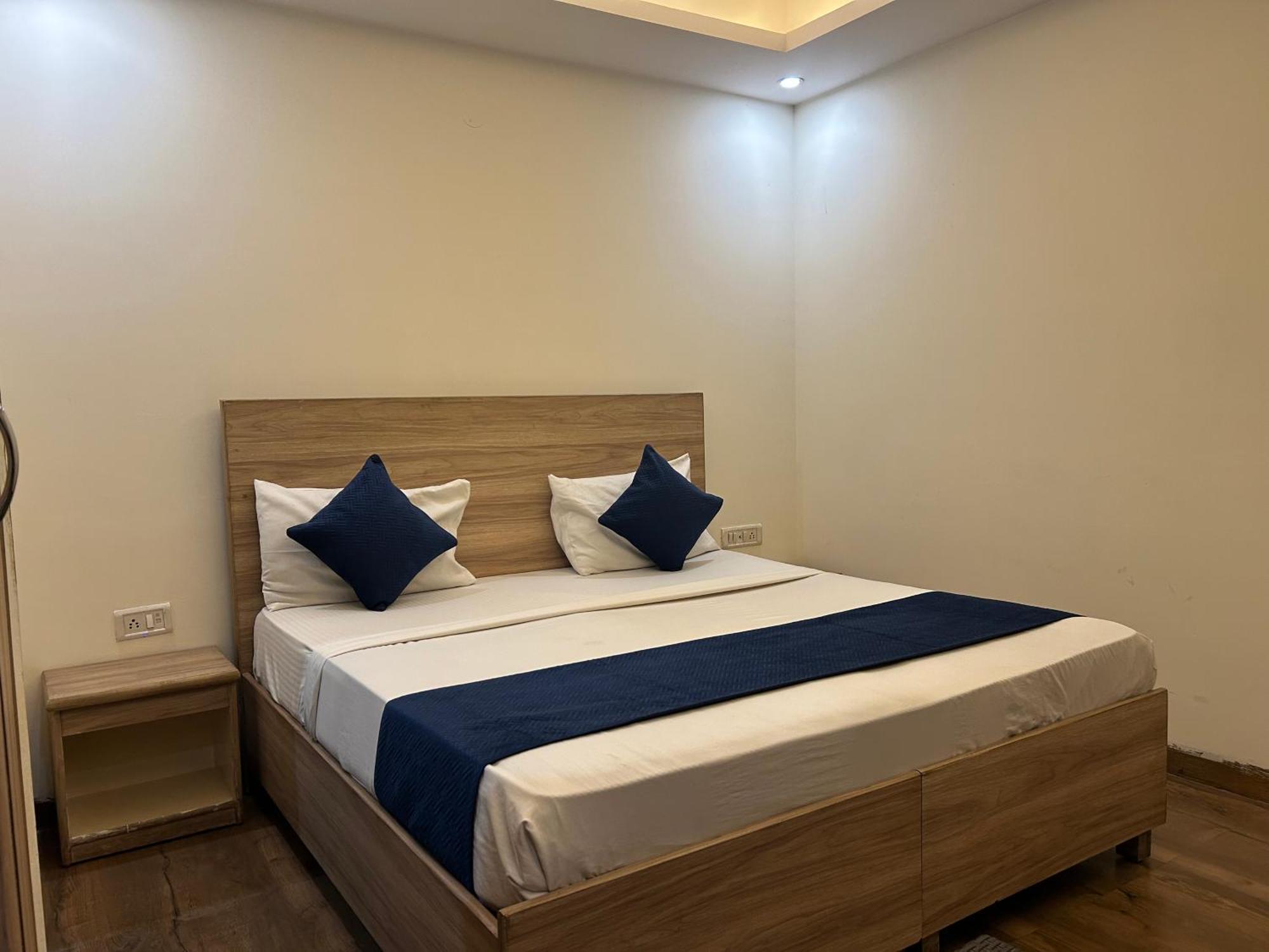 Airport Hotel Golden Bliss Near Delhi Airport New Delhi Exterior foto